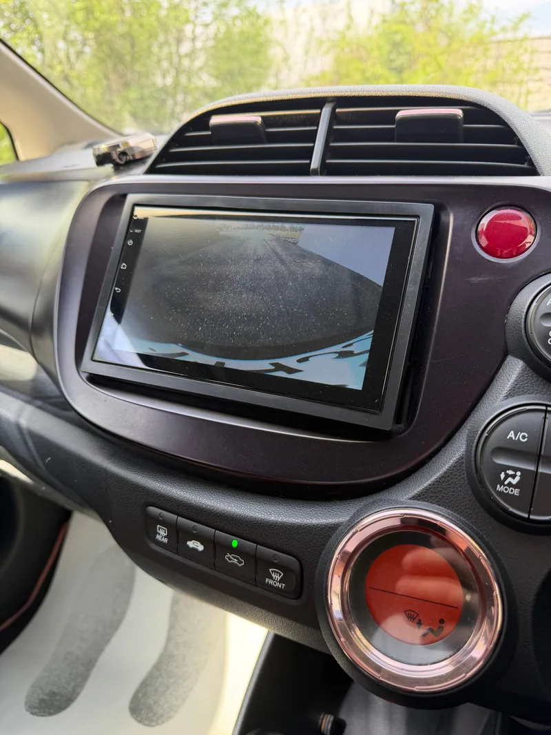 Honda Fit 2013 — купить в автосалоне «Алмаз Авто», ст. Динская — фото 15
