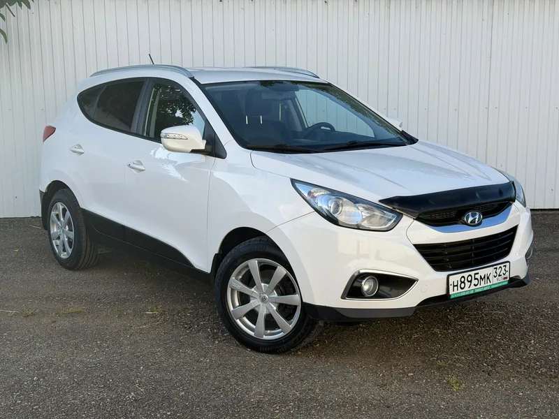 Hyundai ix35 2011 — купить в автосалоне «Алмаз Авто», ст. Динская — фото 1