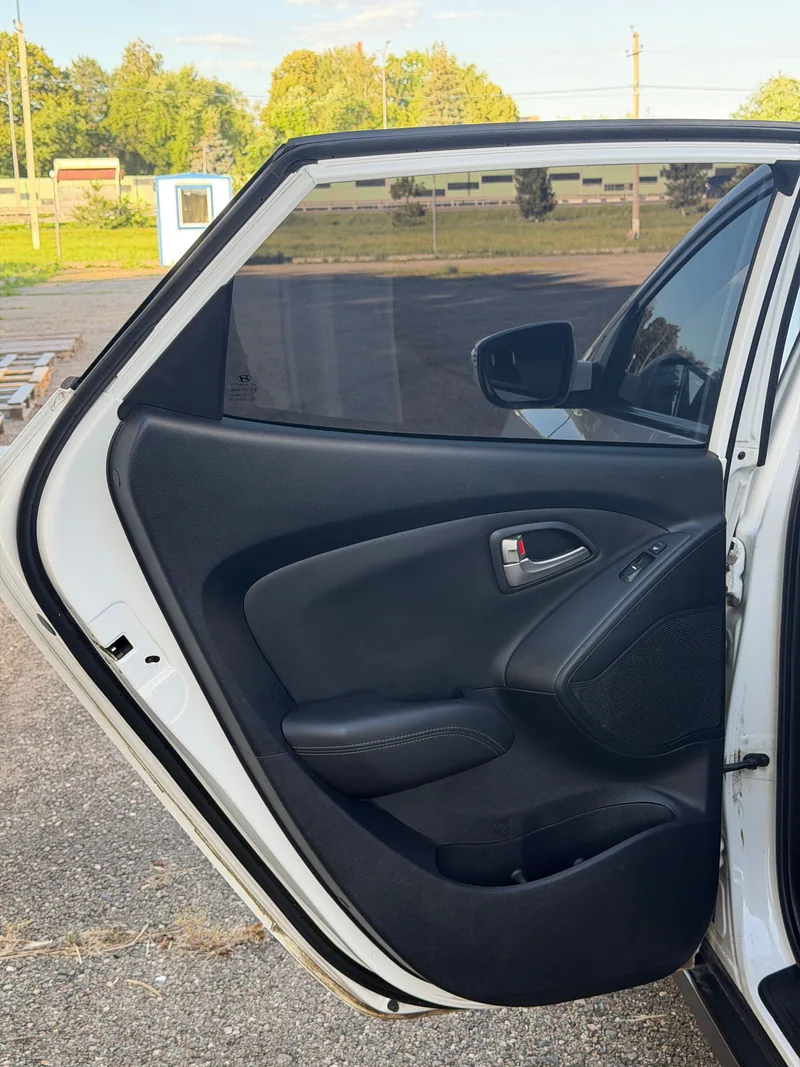 Hyundai ix35 2011 — купить в автосалоне «Алмаз Авто», ст. Динская — фото 16