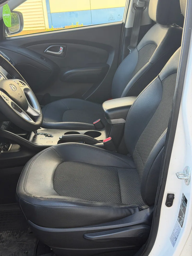 Hyundai ix35 2011 — купить в автосалоне «Алмаз Авто», ст. Динская — фото 13