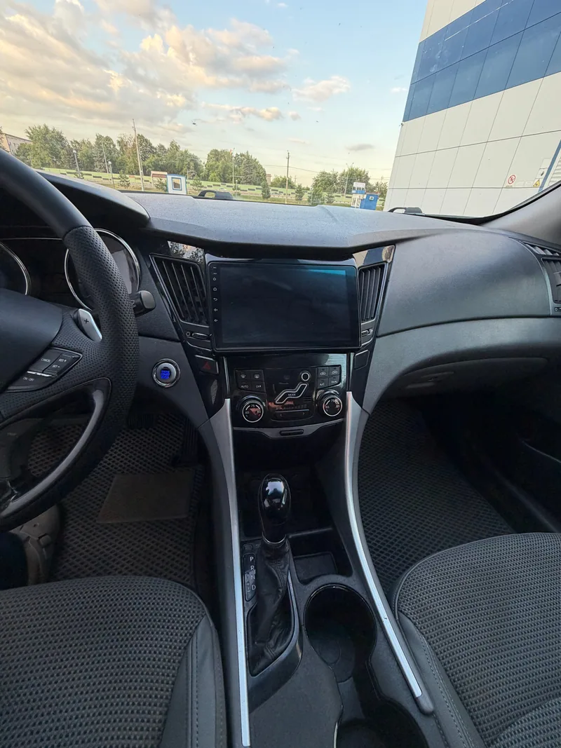 Hyundai Sonata 2011 — купить в автосалоне «Алмаз Авто», ст. Динская — фото 13