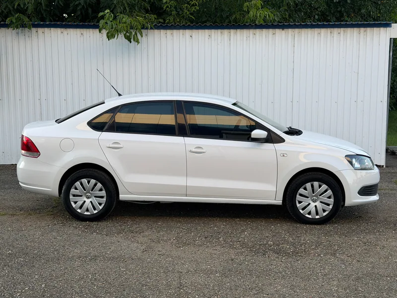 Volkswagen Polo 2012 — купить в автосалоне «Алмаз Авто», ст. Динская — фото 2