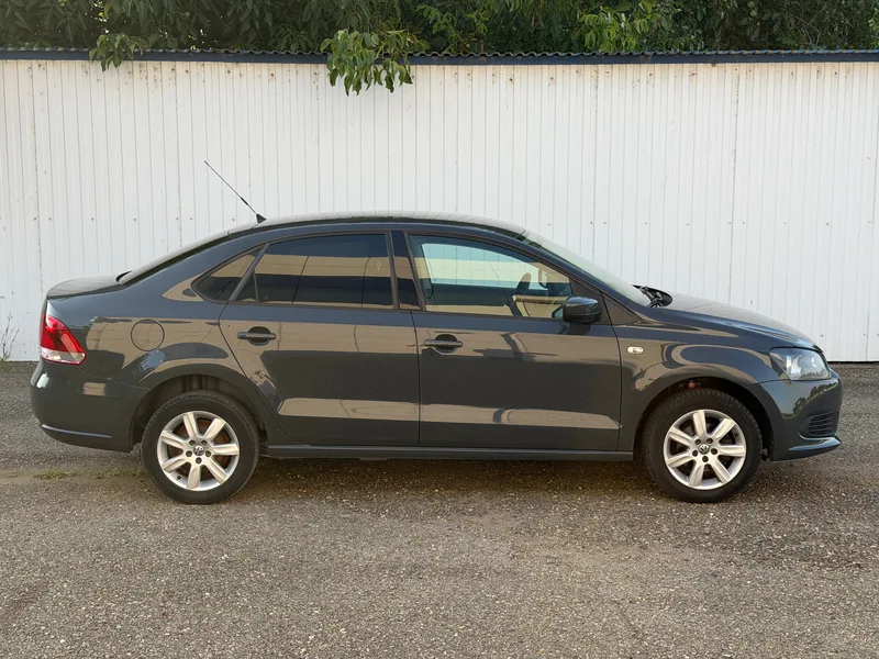 Volkswagen Polo 2010 — купить в автосалоне «Алмаз Авто», ст. Динская — фото 2