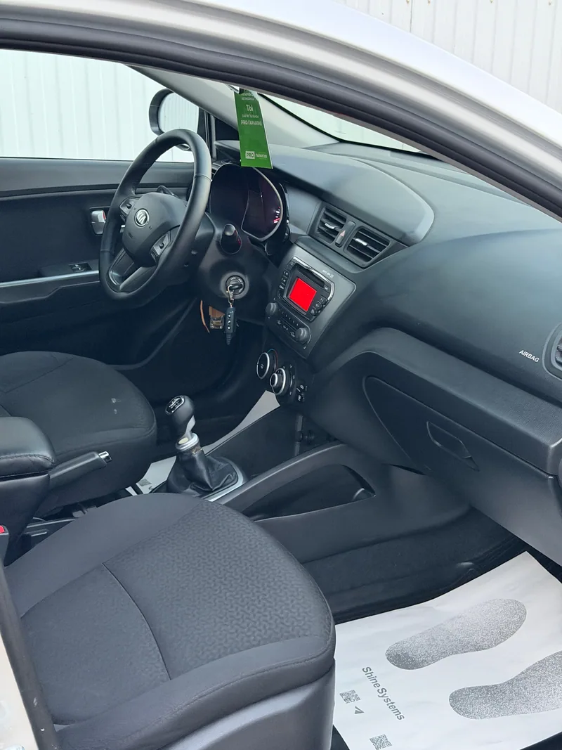 KIA Rio 2014 — купить в автосалоне «Алмаз Авто», ст. Динская — фото 9