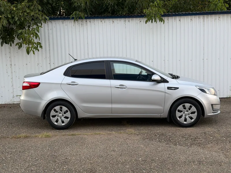 KIA Rio 2014 — купить в автосалоне «Алмаз Авто», ст. Динская — фото 2