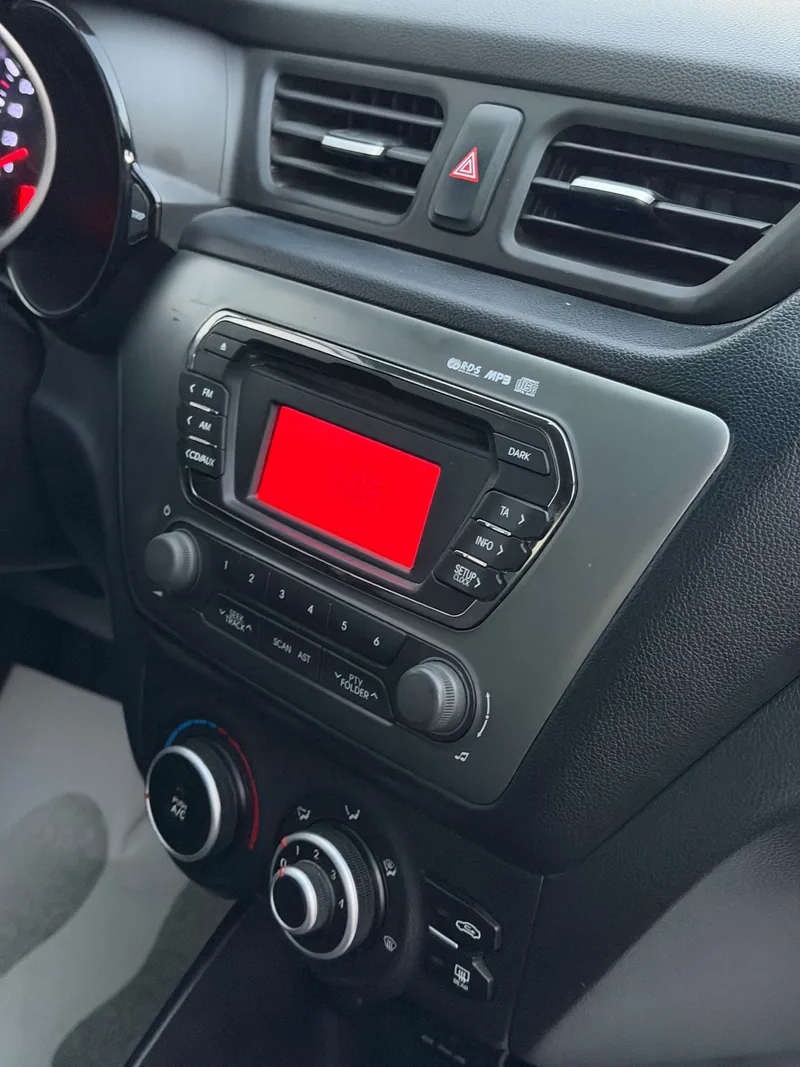 KIA Rio 2014 — купить в автосалоне «Алмаз Авто», ст. Динская — фото 12