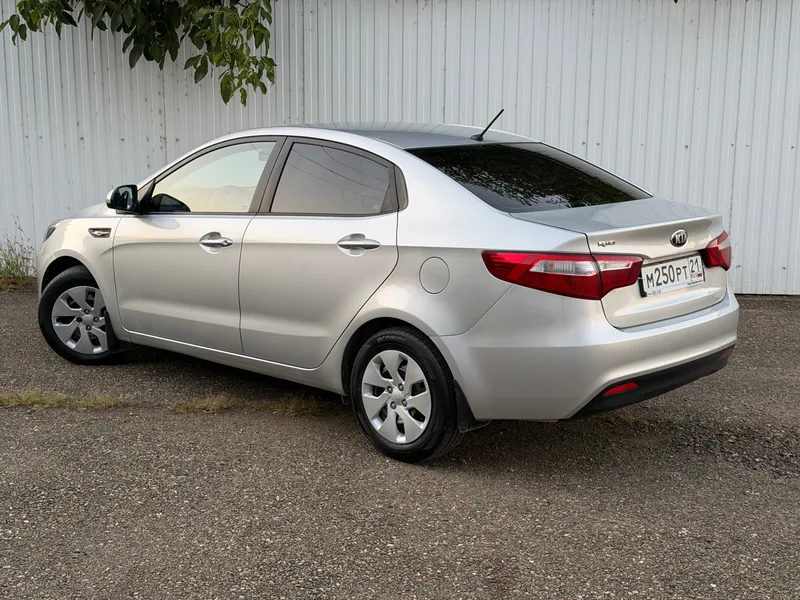 KIA Rio 2014 — купить в автосалоне «Алмаз Авто», ст. Динская — фото 5
