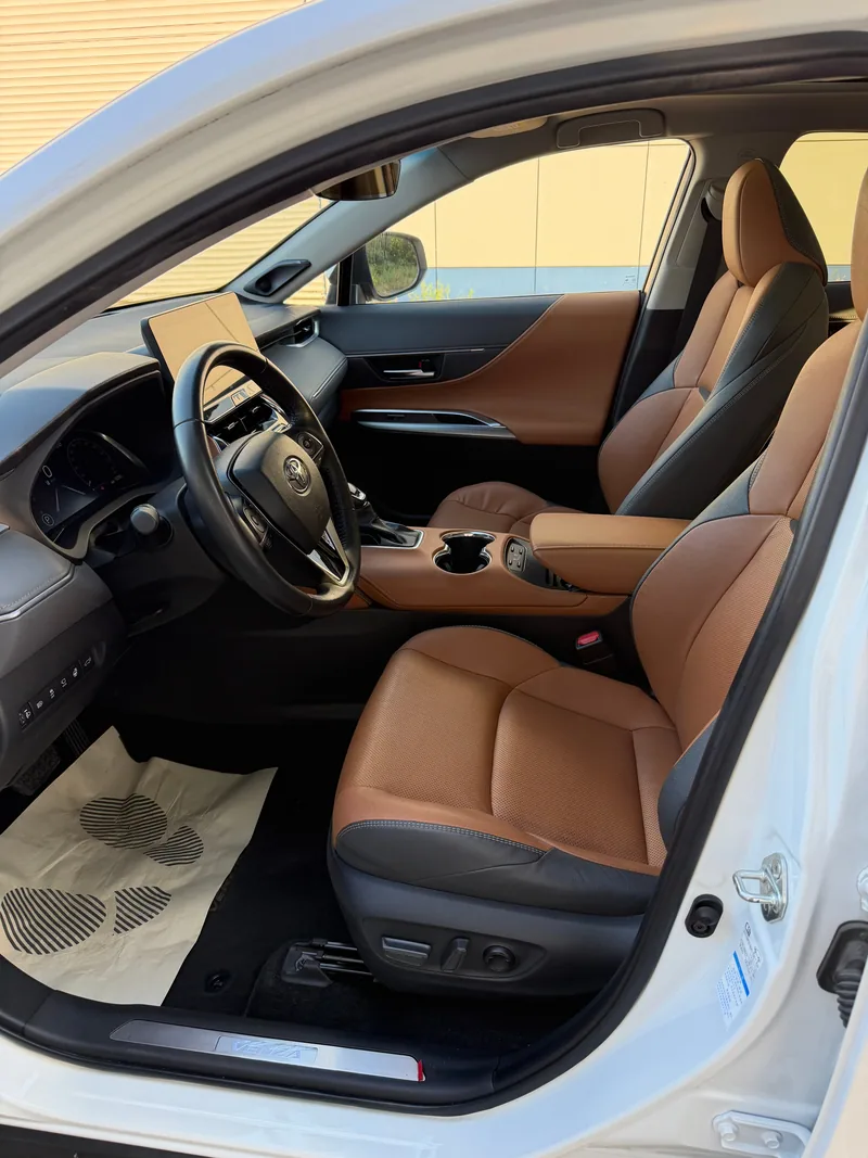 Toyota Venza 2022 — купить в автосалоне «Алмаз Авто», ст. Динская — фото 15