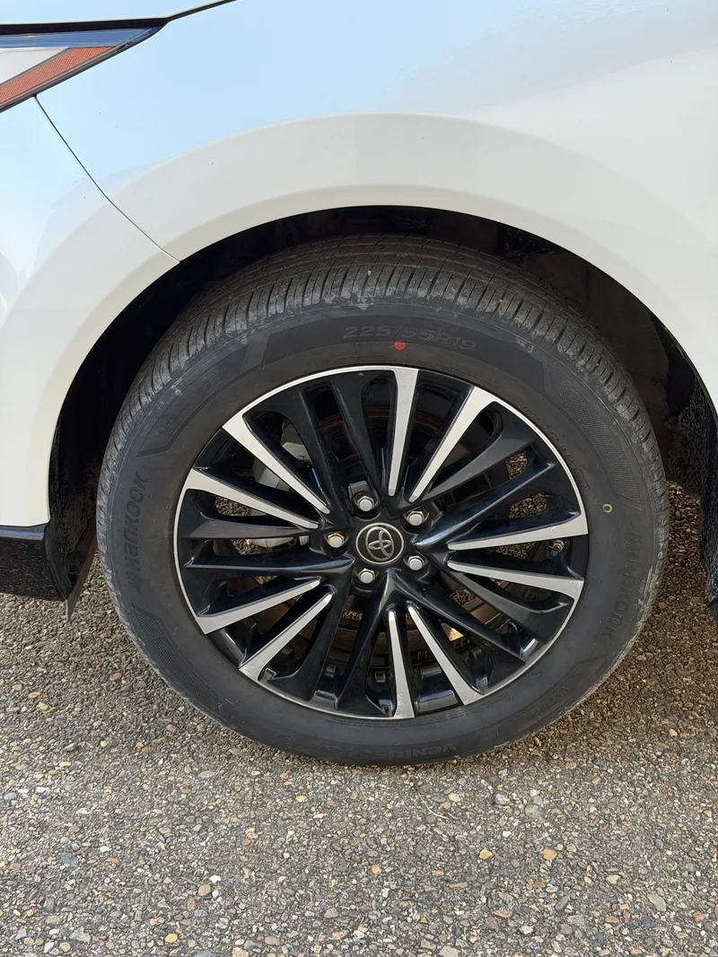 Toyota Venza 2022 — купить в автосалоне «Алмаз Авто», ст. Динская — фото 10