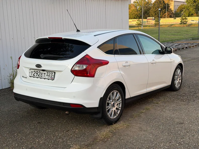 Ford Focus 2011 — купить в автосалоне «Алмаз Авто», ст. Динская — фото 3