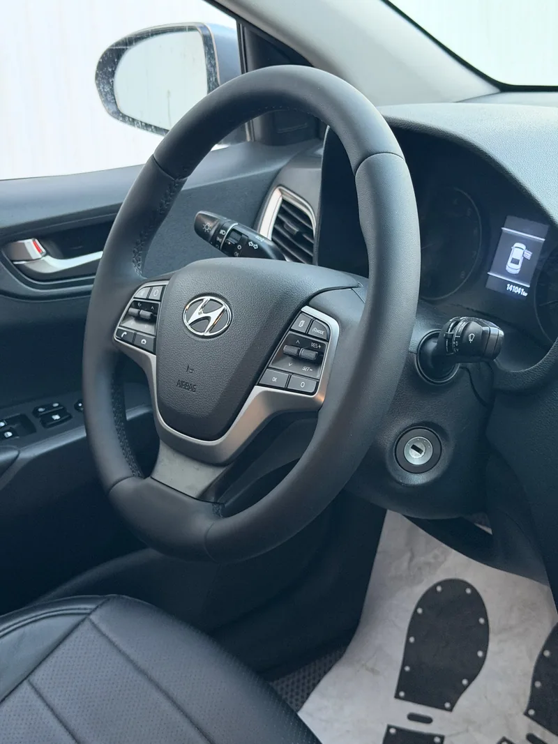 Hyundai Solaris 2019 — купить в автосалоне «Алмаз Авто», ст. Динская — фото 10