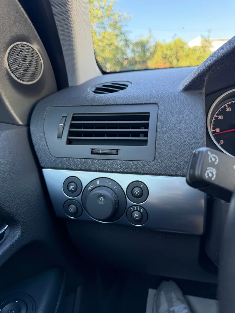 Opel Astra 2014 — купить в автосалоне «Алмаз Авто», ст. Динская — фото 19