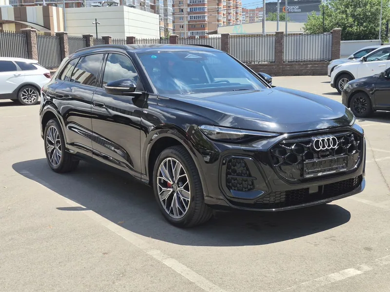 Audi Q5L 2026 — купить в автосалоне «Алмаз Авто», ст. Динская