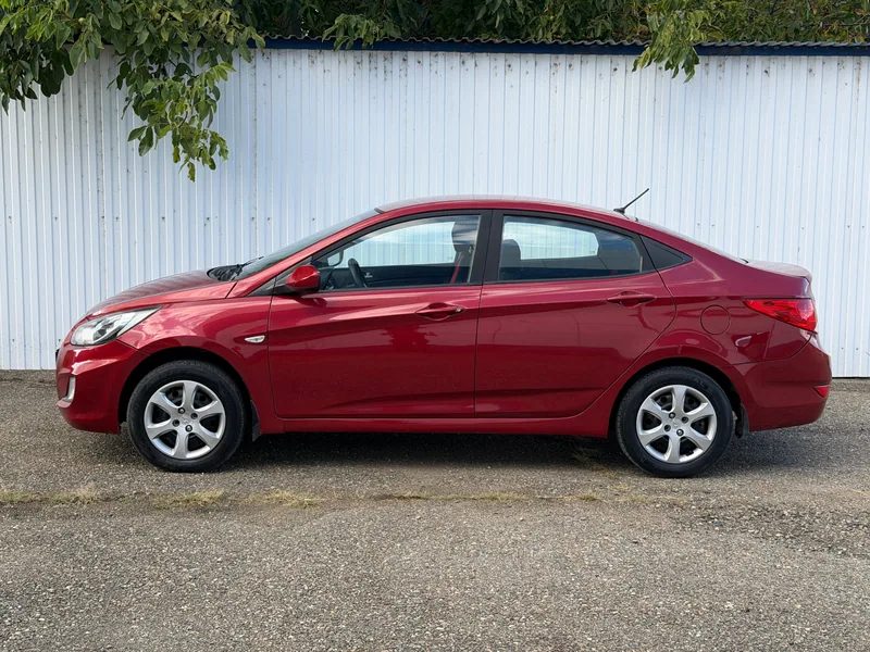 Hyundai Solaris 2012 — купить в автосалоне «Алмаз Авто», ст. Динская — фото 6