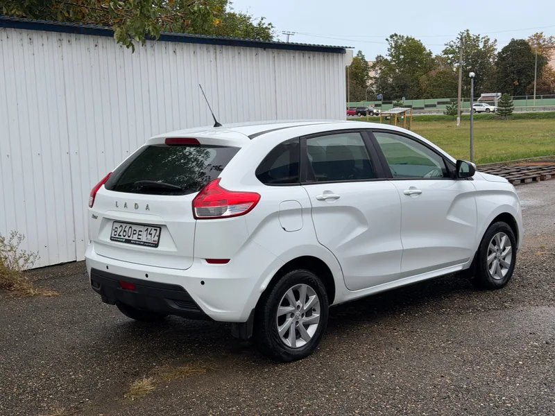 ВАЗ (LADA) XRAY 2017 — купить в автосалоне «Алмаз Авто», ст. Динская — фото 3