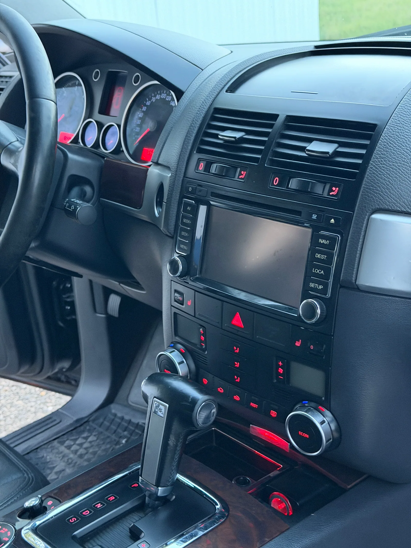 Volkswagen Touareg 2006 — купить в автосалоне «Алмаз Авто», ст. Динская — фото 11