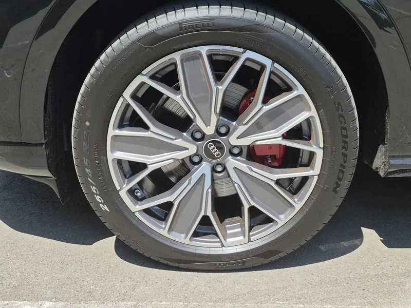 Audi Q5L 2026 — купить в автосалоне «Алмаз Авто», ст. Динская — фото 28