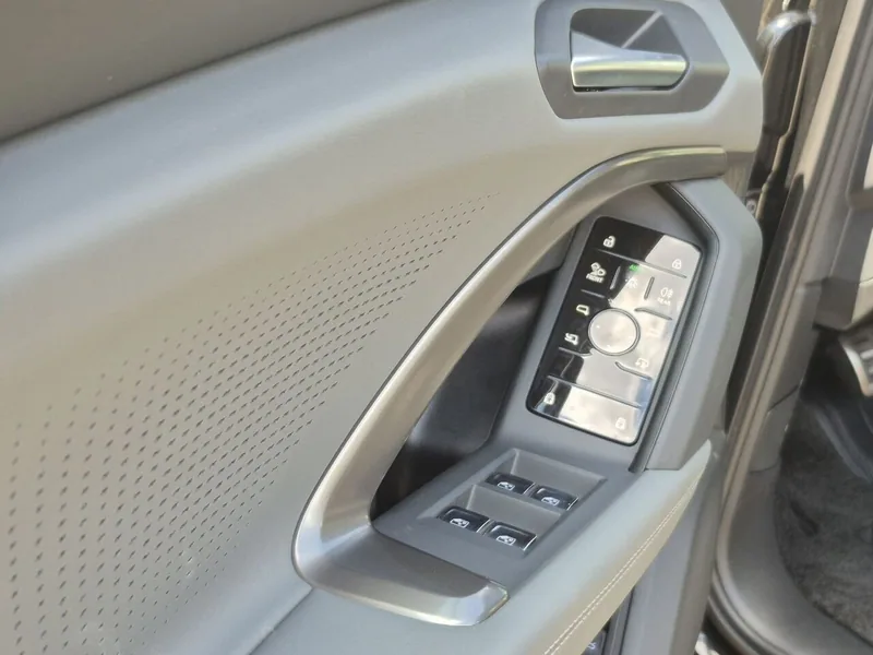 Audi Q5L 2026 — купить в автосалоне «Алмаз Авто», ст. Динская — фото 15