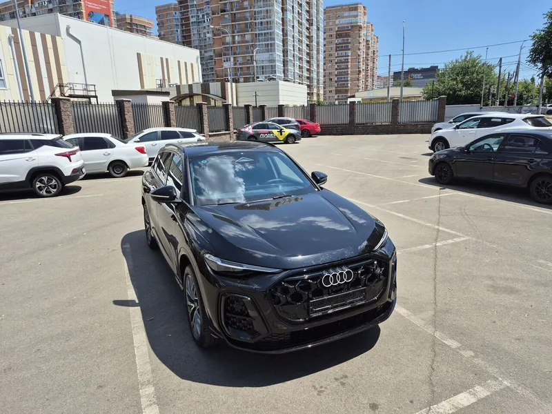 Audi Q5L 2026 — купить в автосалоне «Алмаз Авто», ст. Динская — фото 10