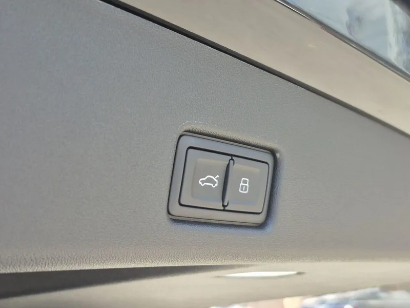 Audi Q5L 2026 — купить в автосалоне «Алмаз Авто», ст. Динская — фото 23