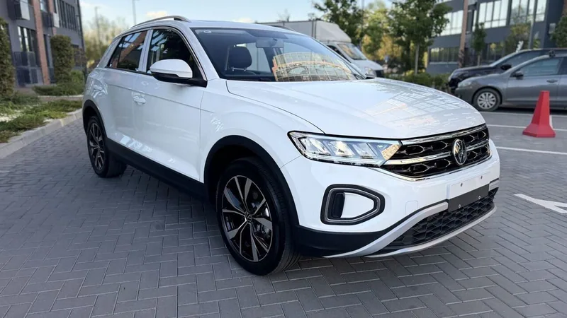 Volkswagen T-Roc (China) 2026 — купить в автосалоне «Алмаз Авто», ст. Динская — фото 1