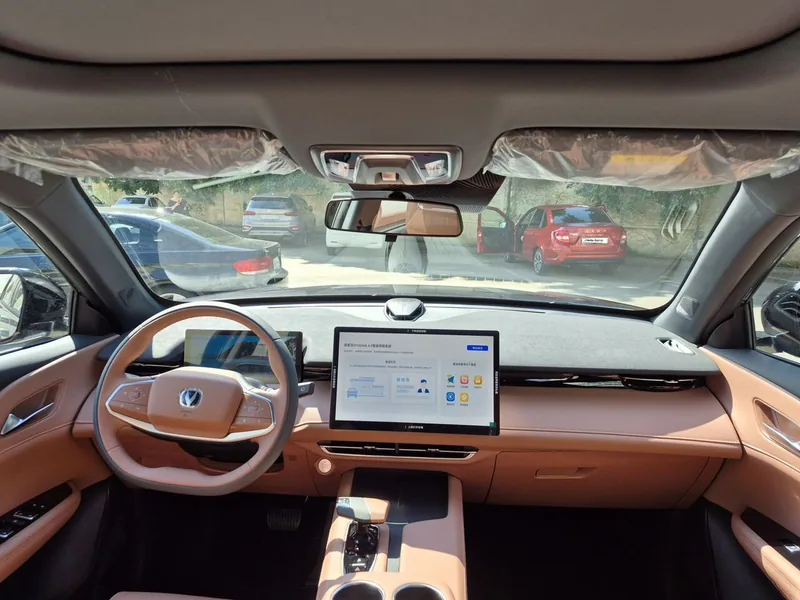 Changan UNI-Z 2026 — купить в автосалоне «Алмаз Авто», ст. Динская — фото 12